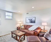 Dog-Friendly Duplex ~ 2 Mi to Downtown Rapid City!