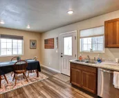 Cozy Sheridan Wyoming Experience, charming 2 bedroom only moments from the best