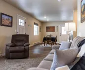 Cozy Sheridan Wyoming Experience, charming 2 bedroom only moments from the best