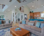 FantaSea House, Beachfront 6 Bedroom Beauty Sleeps 20