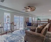 FantaSea House, Beachfront 6 Bedroom Beauty Sleeps 20
