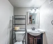 The Great Escape | Gas Grill, Hot Tub, Fireplace!