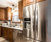 The Great Escape | Gas Grill, Hot Tub, Fireplace!