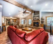 The Great Escape | Gas Grill, Hot Tub, Fireplace!