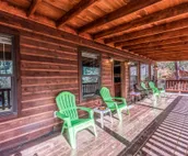 The Great Escape | Gas Grill, Hot Tub, Fireplace!
