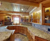 Spacious 6 bedroom house with a hot tub!!!
