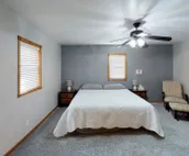 Spacious 6 bedroom house with a hot tub!!!