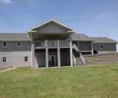 Spacious 6 bedroom house with a hot tub!!!