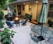 Peaceful retreat, just 10 minutes outside of town