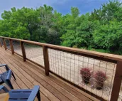 Peaceful retreat, just 10 minutes outside of town