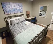 Peaceful retreat, just 10 minutes outside of town
