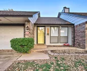 Home w/ Screened Porch ~ 10 Miles to Dtwn OKC!