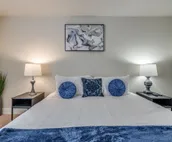 BLU Nostalgia *KING BED*