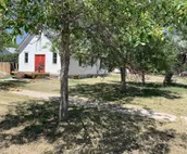 4 bedrooms 3 bath, Tranquil Home, Master suite & Jet tub, Mins from Hot Springs