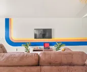 Dallas Retro House | KING Bed & Backyard