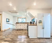 Spacious Apt Overlooking AR River: Near Dtwn!