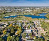 Mid Century Modern + 5min to Downtown + Walk to River + Hot Tub + Dog Friendly