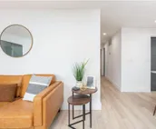 Mid Century Modern + 5min to Downtown + Walk to River + Hot Tub + Dog Friendly