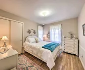Cozy Kansas City Home w/ Yard - 9 Mi to Dtwn!