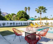 Heated Salt Water Pool Spa-View-Chic Oasis