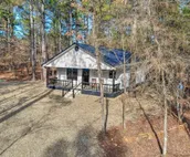 Chic Woodlands Escape w/ Hot Tub & Fire Pit!