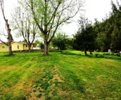 Creekside Retreat Minutes From Hot Springs