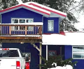 Sluice Box - Affordable, Convenient, and near Mendenhall Glacier- DISCOUNTS O...