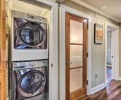 Unique Kansas City Apartment ~ 3 Mi to Downtown!
