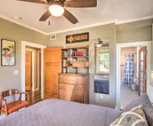 Unique Kansas City Apartment ~ 3 Mi to Downtown!