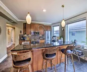 Unique Kansas City Apartment ~ 3 Mi to Downtown!