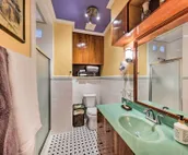 Unique Kansas City Apartment ~ 3 Mi to Downtown!