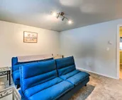 Inviting Juneau Home - Walk to Glacier Trails