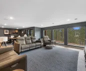 Copper Skies Lodge In Powder House Pass