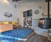 Epic Mammoth Lakes Getaway w/ Shared Pool, Hot Tub