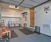 Epic Mammoth Lakes Getaway w/ Shared Pool, Hot Tub