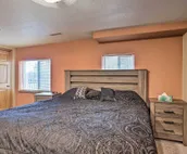 Lead Apartment ~ 5 Mi to Terry Peak Skiing!