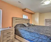 Lead Apartment ~ 5 Mi to Terry Peak Skiing!