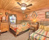Quiet, Historic Manor: Located in Ghost Town!