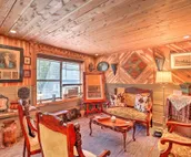 Quiet, Historic Manor: Located in Ghost Town!