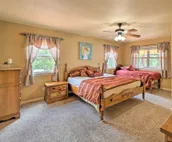 Waterfront Lake Eufaula Home w/ Deck + Views!