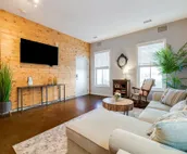 ⭐Southern Charmer•Historic Downtown•Private Porch⭐