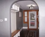 Pet Friendly cute, clean home in proximity to Fort Wayne and major highways
