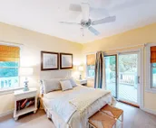 Dog-friendly golf getaway by the beach with private pool, hot tub & deck