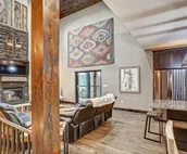 Dream Catcher- Spacious Rooms & Views- Sleeps 18