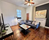 Behind Frenchmen St, 1 block to French Quarter Marigny Spacious King Bed Condo