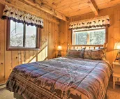 Whitewood Cabin: Deck, Gas Grill & Hot Tub!