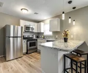 Sleek 1 Bd Remodeled Apt. In the heart of Downtown