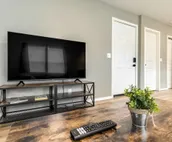 Sleek 1 Bd Remodeled Apt. In the heart of Downtown