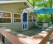 Cozy Two Bedroom Lakeview Cabin 2