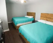 Cozy Two Bedroom Lakeview Cabin 2